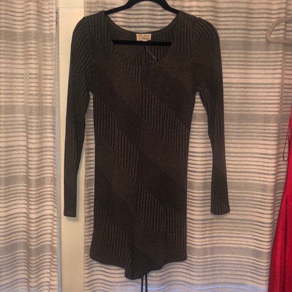 ROMPER - Picture 1 of 4